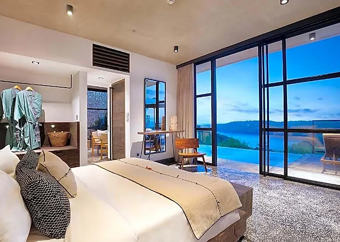 Maua Nusa Penida Bali Toyapakeh