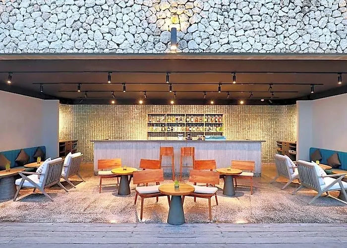 Maua Nusa Penida Bali Resort 4*